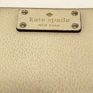 Kate Spade New York Wellesley Neda Zip Around Leather Wallet Classic Parisian